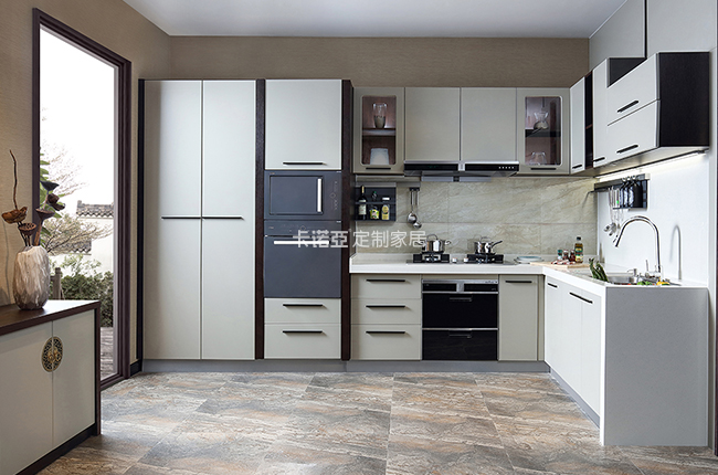 定制櫥柜的標(biāo)準(zhǔn)尺寸是多少？